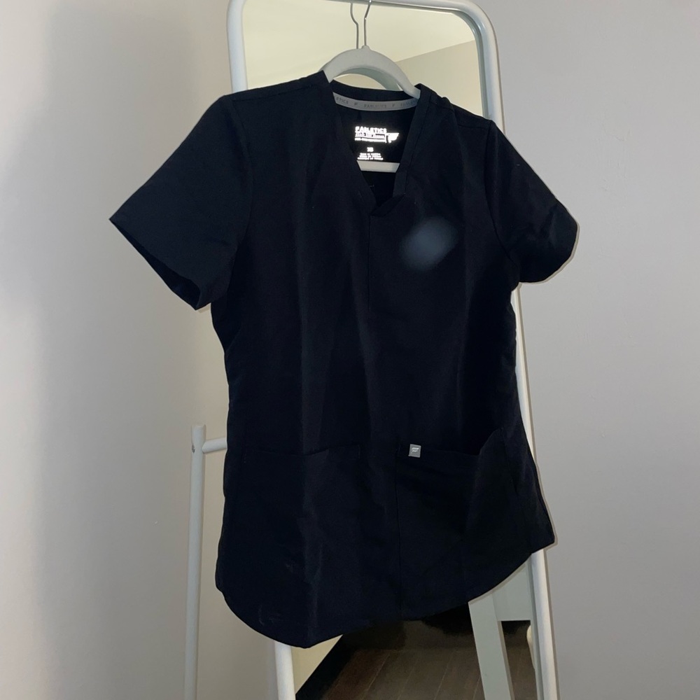 Black scrub top